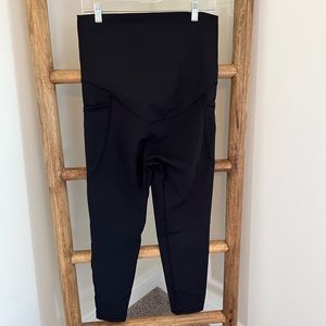 Emamaco 7/8 Pocket Maternity Leggings